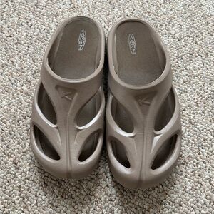 Keen Slip-On Clogs